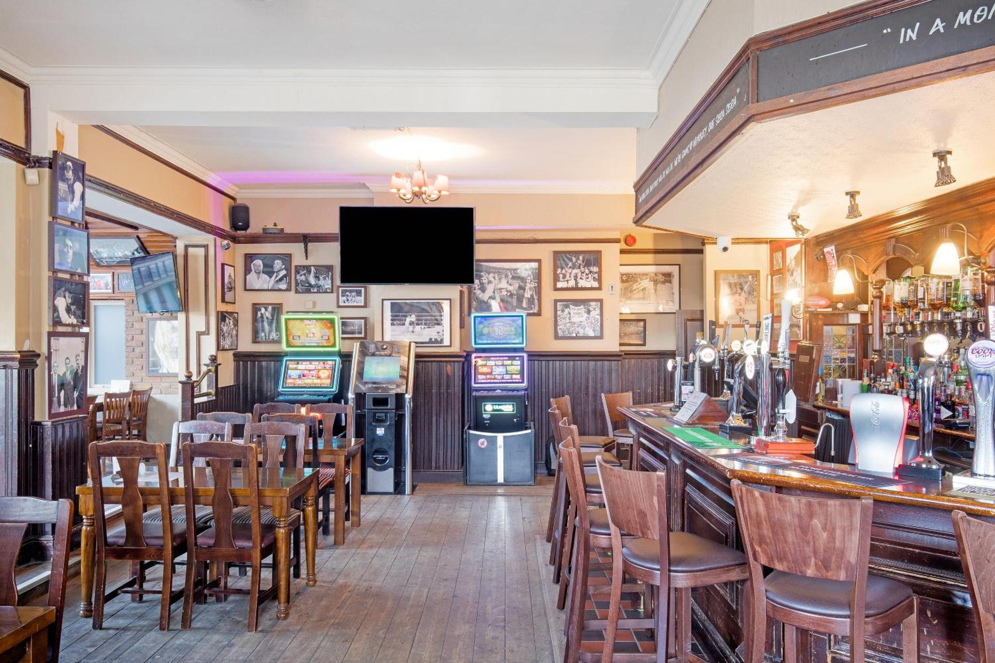Oyo The Green Man Pub And Hotel Londres Exterior foto